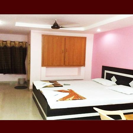 Kadapa Hotel Upendra Residency المظهر الخارجي الصورة