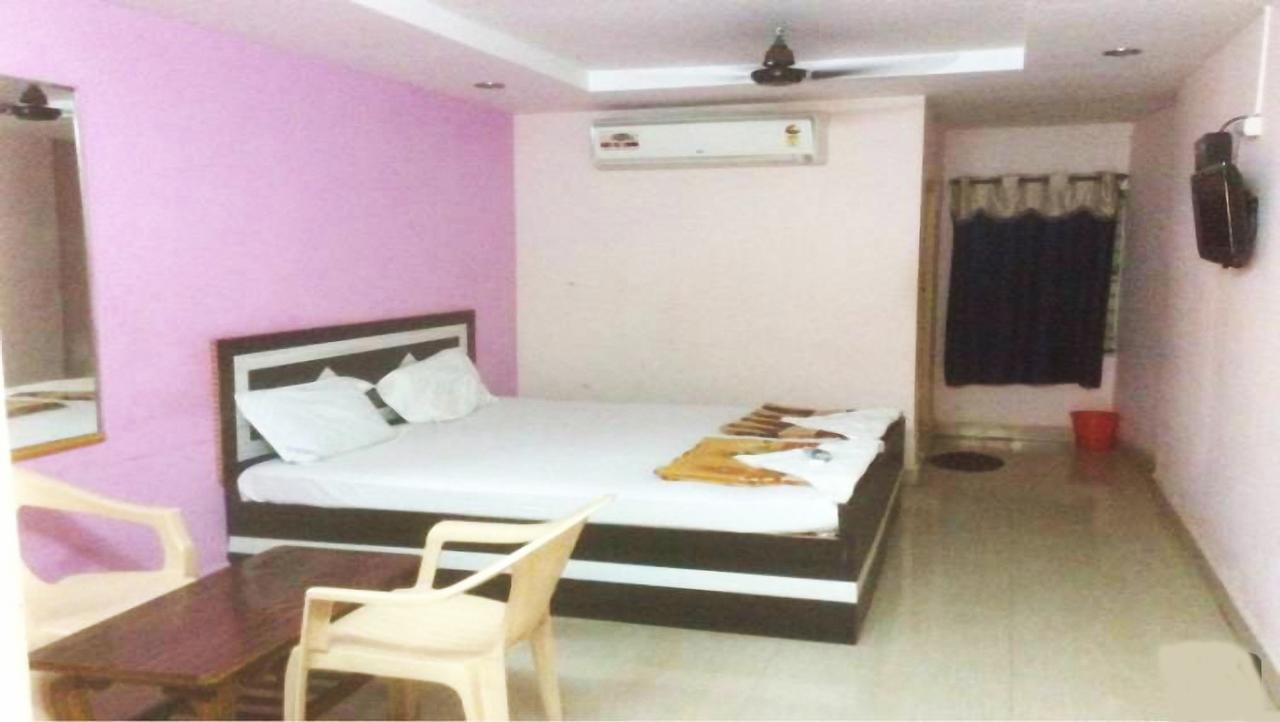 Kadapa Hotel Upendra Residency المظهر الخارجي الصورة